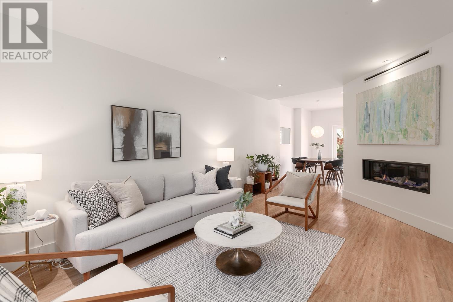4283 Balkan Street, Vancouver, British Columbia  V5V 3Z4 - Photo 3 - R2825026