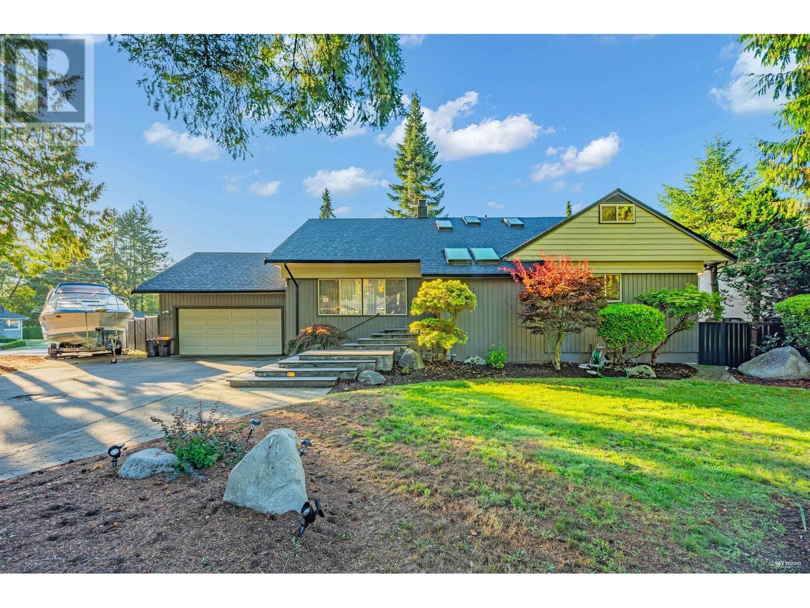 310 MACBETH CRESCENT, west vancouver, British Columbia