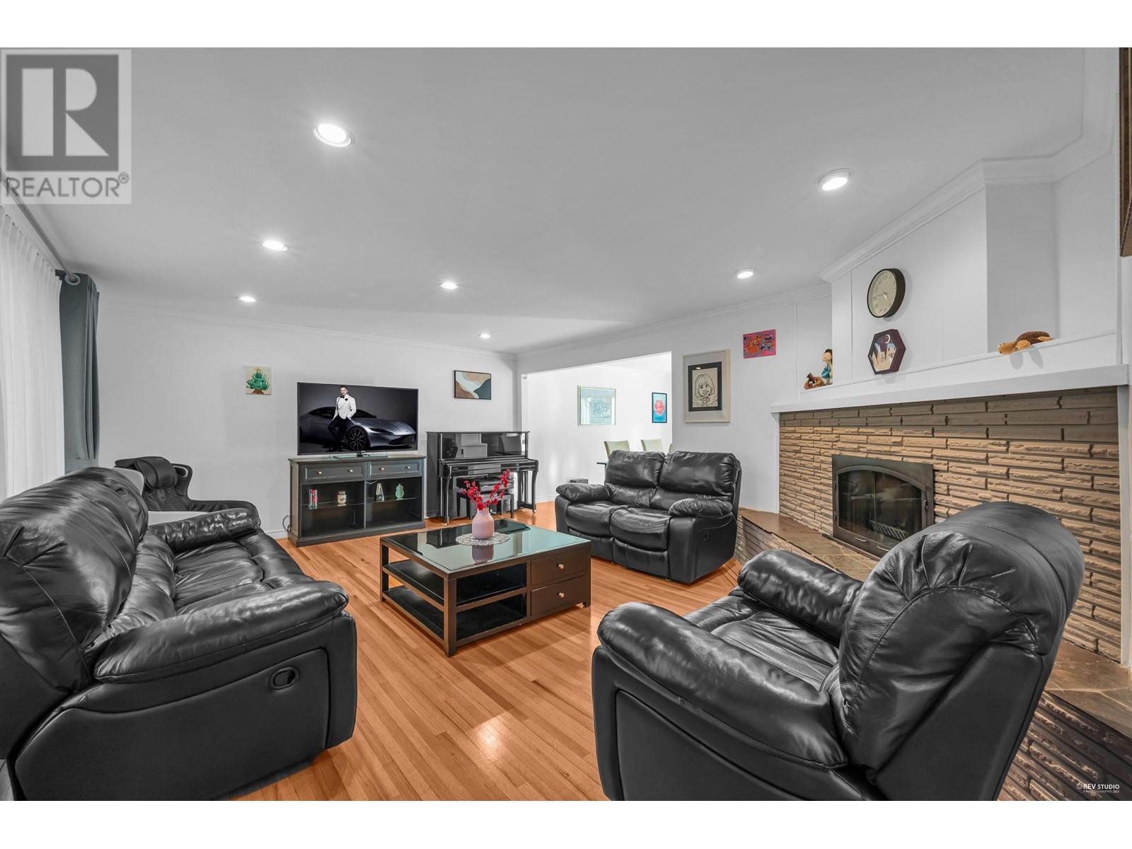 310 Macbeth Crescent, West Vancouver, British Columbia  V7T 1V7 - Photo 5 - R2824819