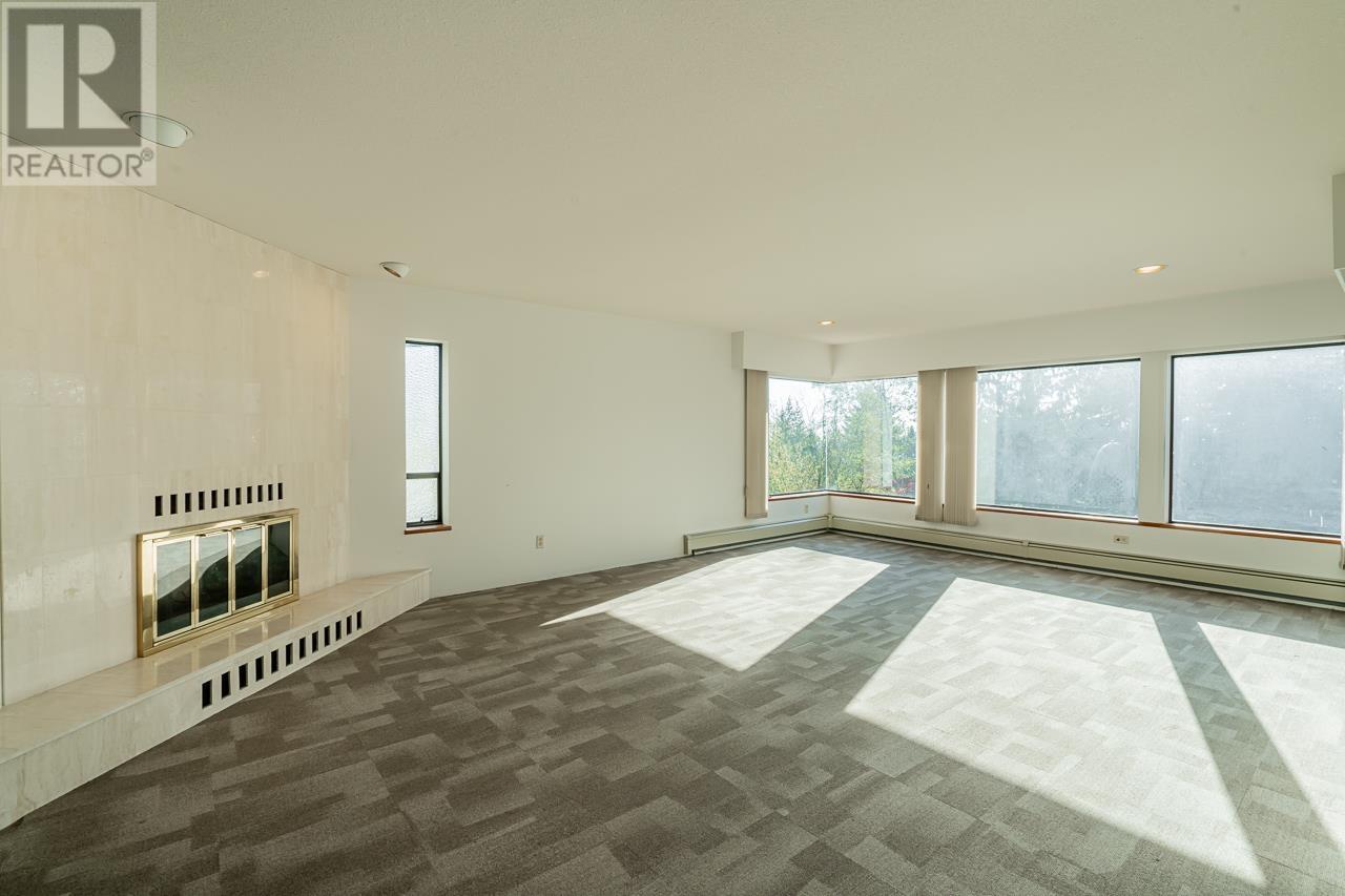 272 Montroyal Boulevard, North Vancouver, British Columbia  V7N 4E5 - Photo 5 - R2824820