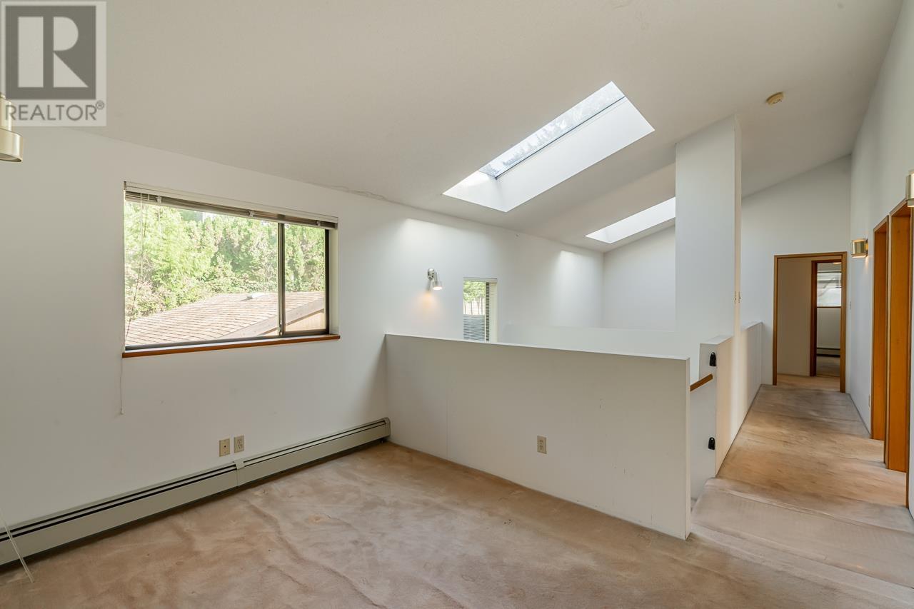272 Montroyal Boulevard, North Vancouver, British Columbia  V7N 4E5 - Photo 26 - R2824820