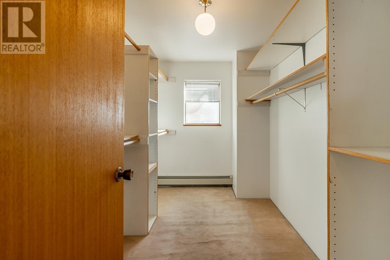 272 Montroyal Boulevard, North Vancouver, British Columbia  V7N 4E5 - Photo 21 - R2824820