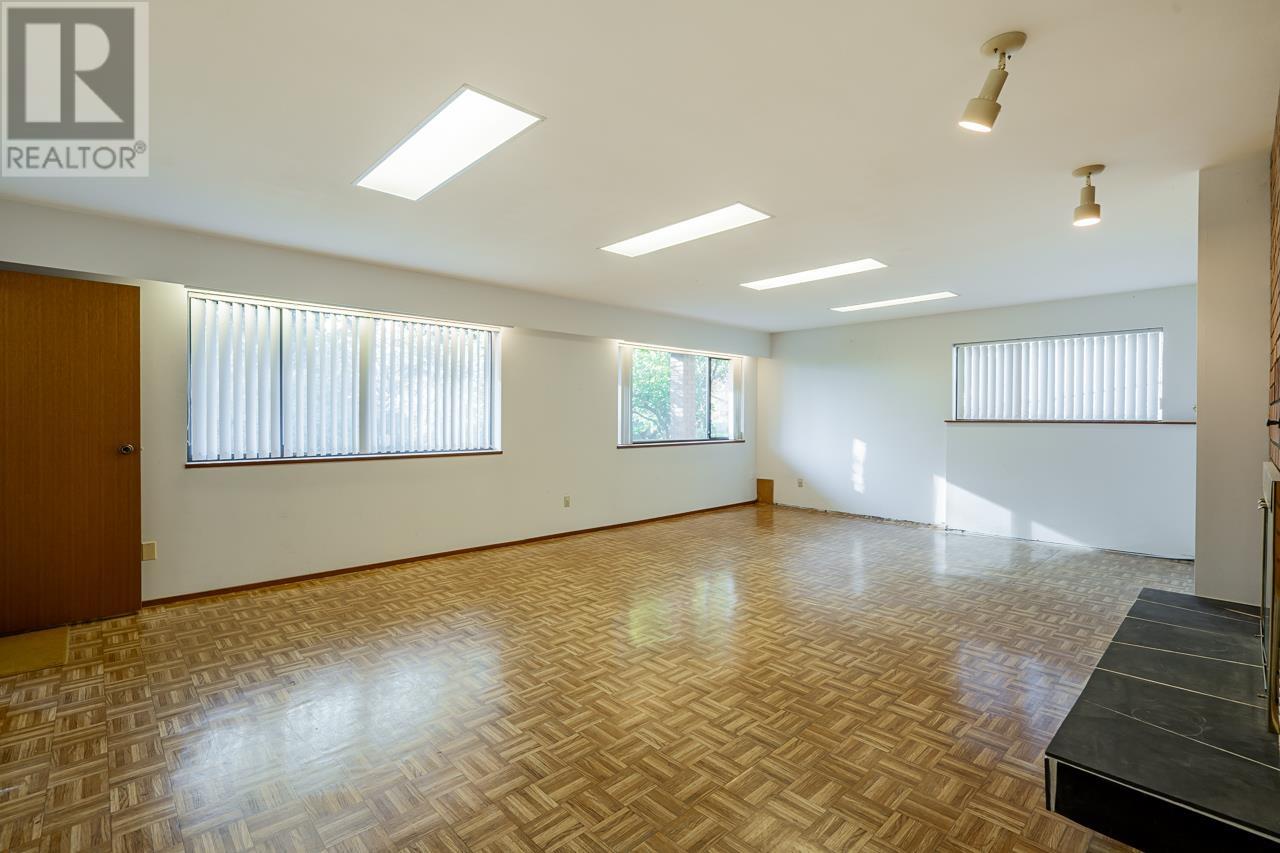 272 Montroyal Boulevard, North Vancouver, British Columbia  V7N 4E5 - Photo 29 - R2824820