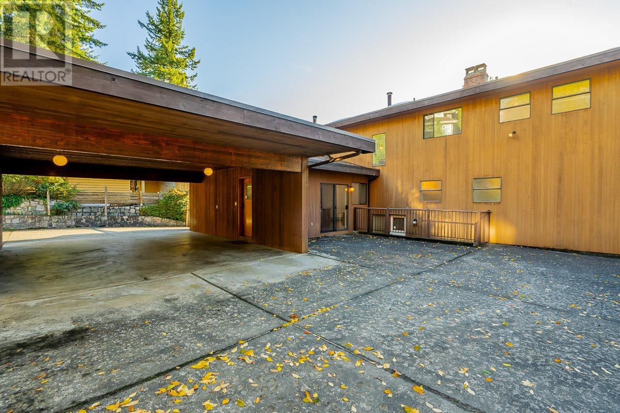 272 Montroyal Boulevard, North Vancouver, British Columbia  V7N 4E5 - Photo 36 - R2824820