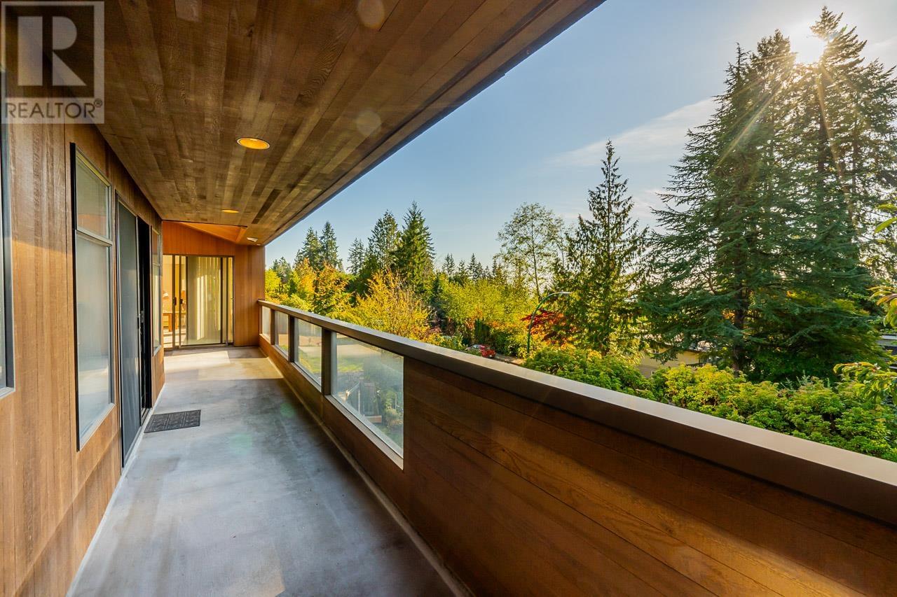 272 Montroyal Boulevard, North Vancouver, British Columbia  V7N 4E5 - Photo 33 - R2824820