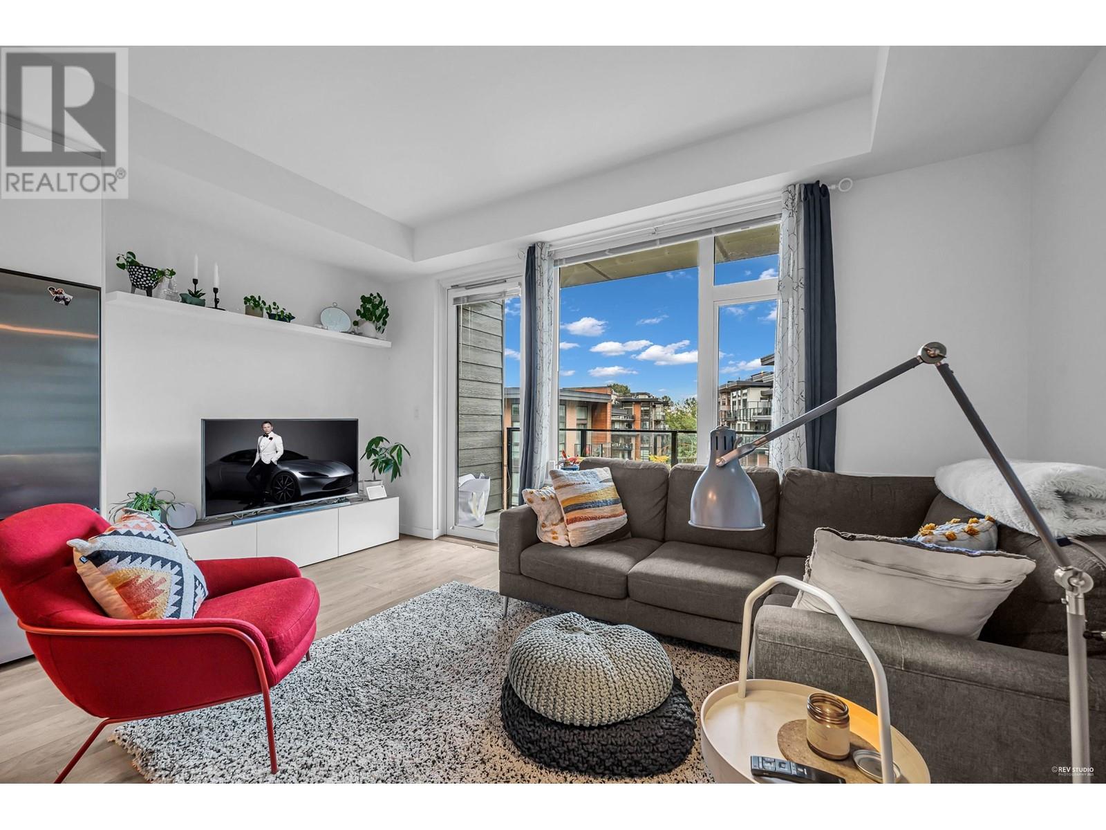 412 725 MARINE DRIVE, north vancouver, British Columbia
