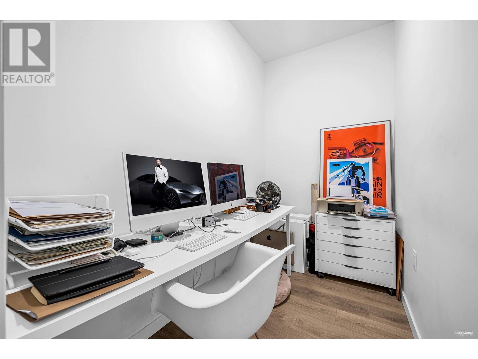 412 725 Marine Drive, North Vancouver, British Columbia  V7M 0G2 - Photo 10 - R2825114