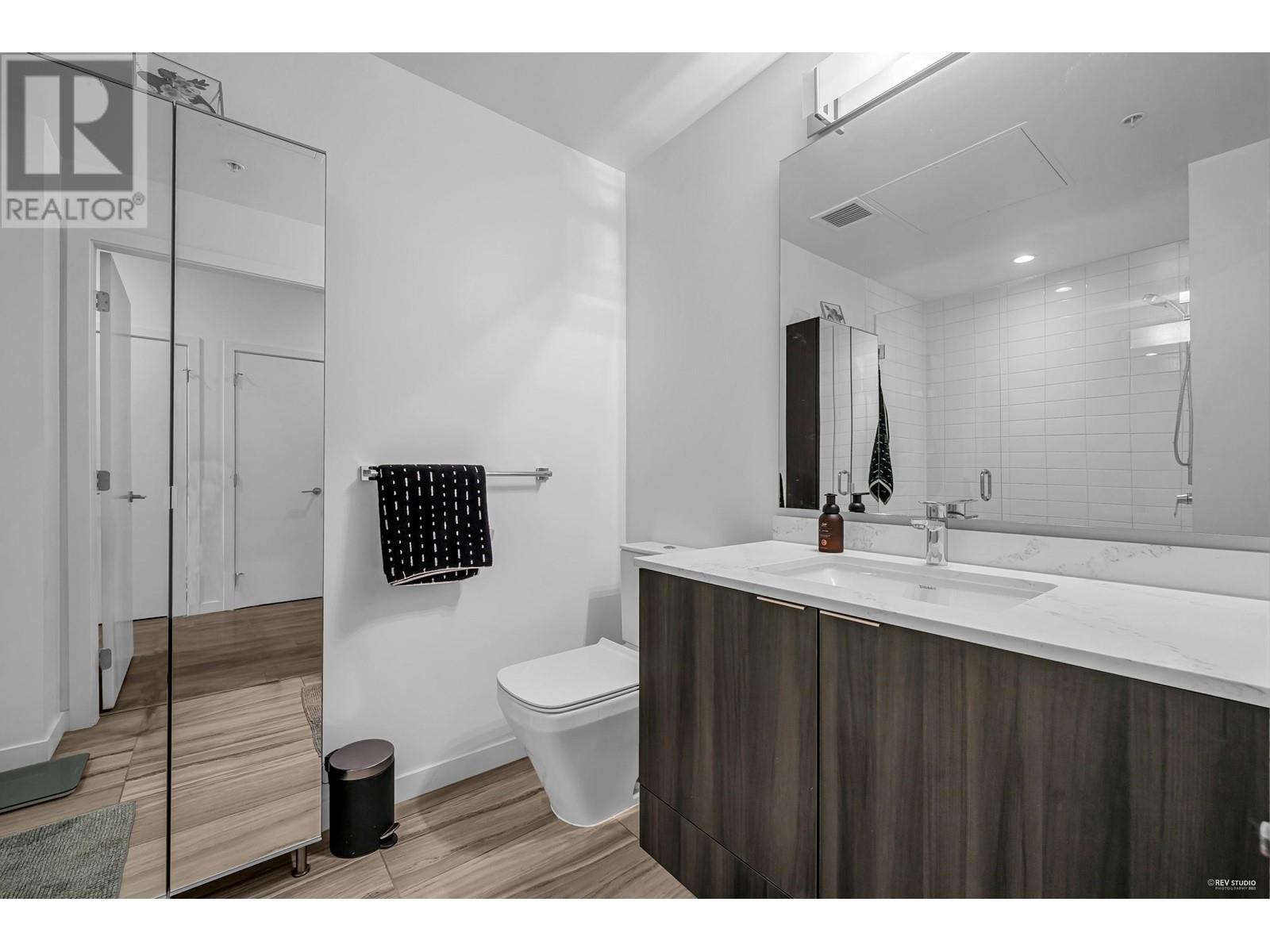 412 725 Marine Drive, North Vancouver, British Columbia  V7M 0G2 - Photo 13 - R2825114