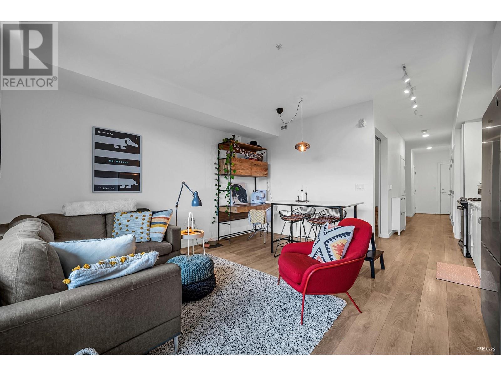 412 725 Marine Drive, North Vancouver, British Columbia  V7M 0G2 - Photo 5 - R2825114