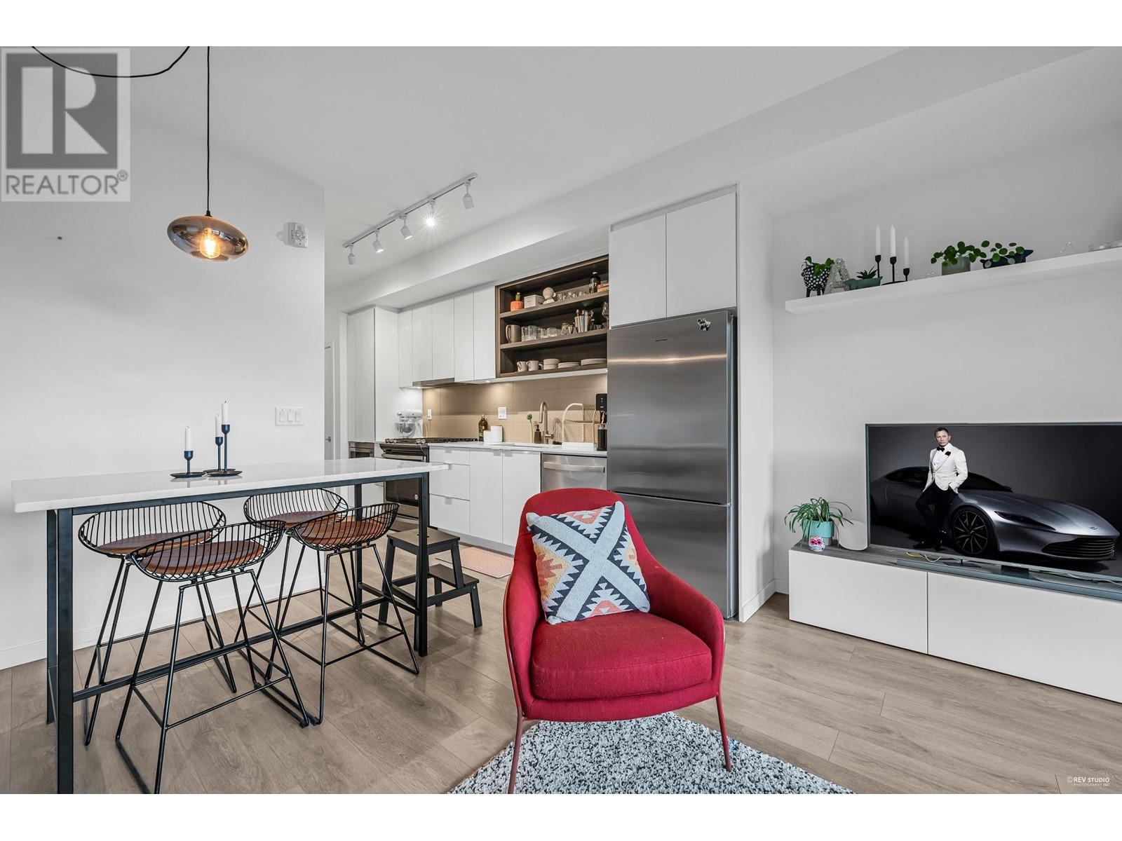 412 725 Marine Drive, North Vancouver, British Columbia  V7M 0G2 - Photo 6 - R2825114
