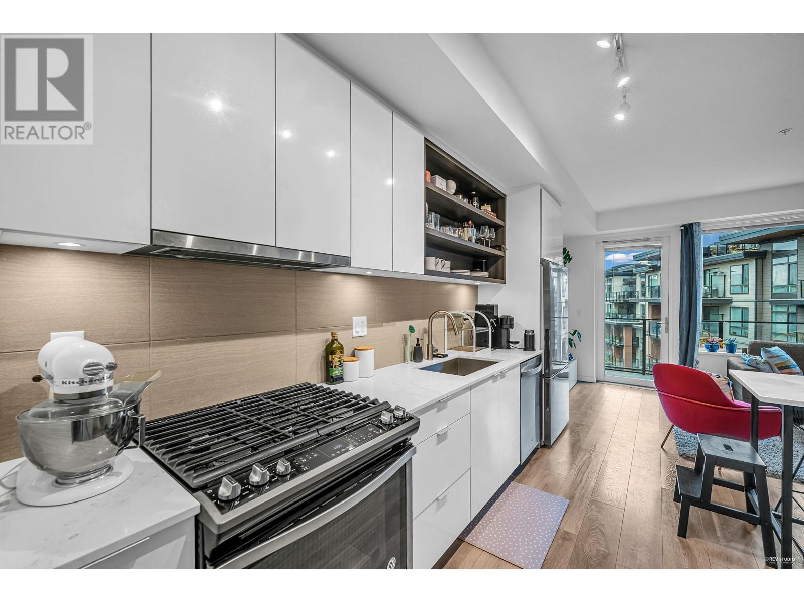 412 725 Marine Drive, North Vancouver, British Columbia  V7M 0G2 - Photo 7 - R2825114