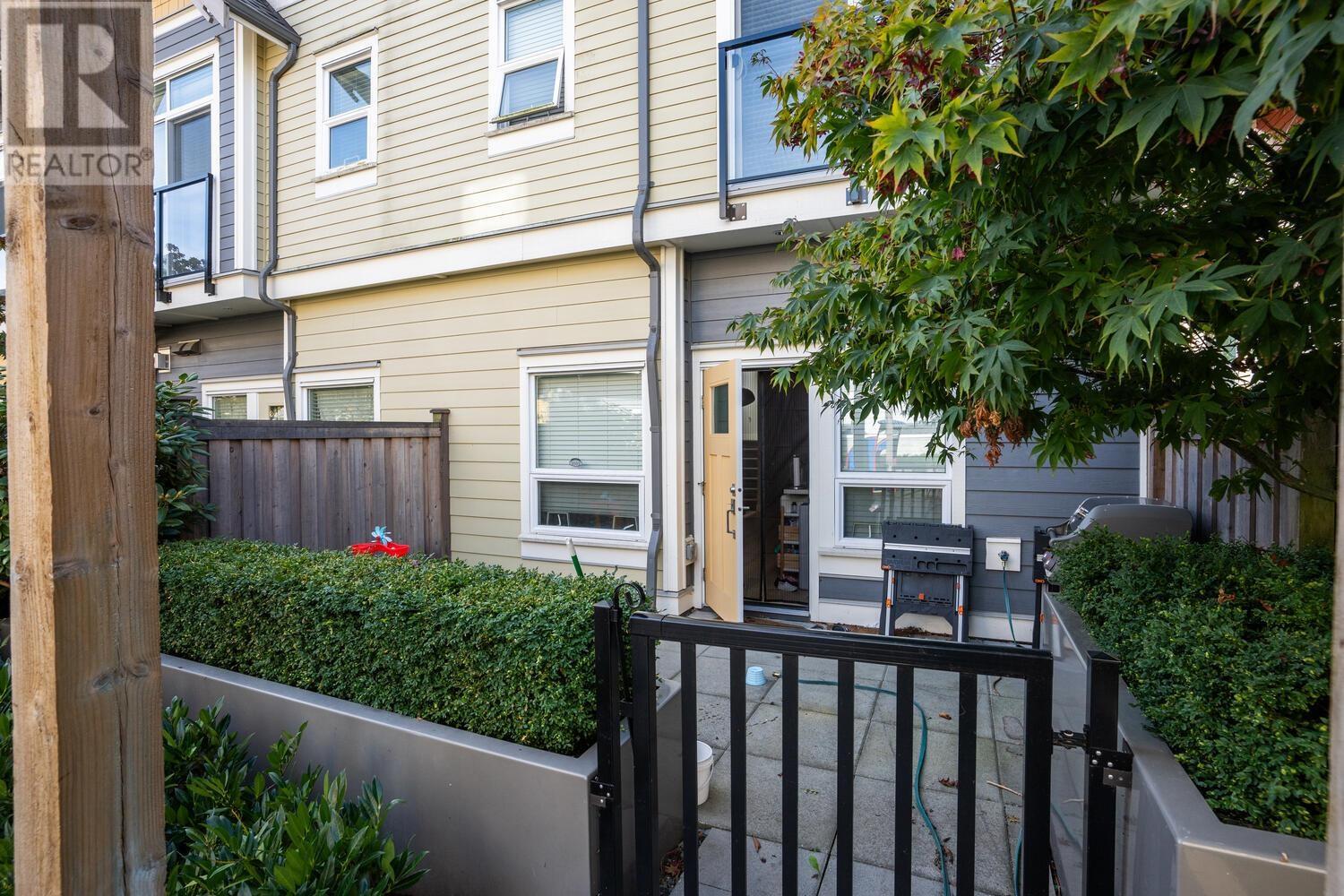 4897 47a Avenue, Ladner, British Columbia  V4K 1T3 - Photo 13 - R2825124