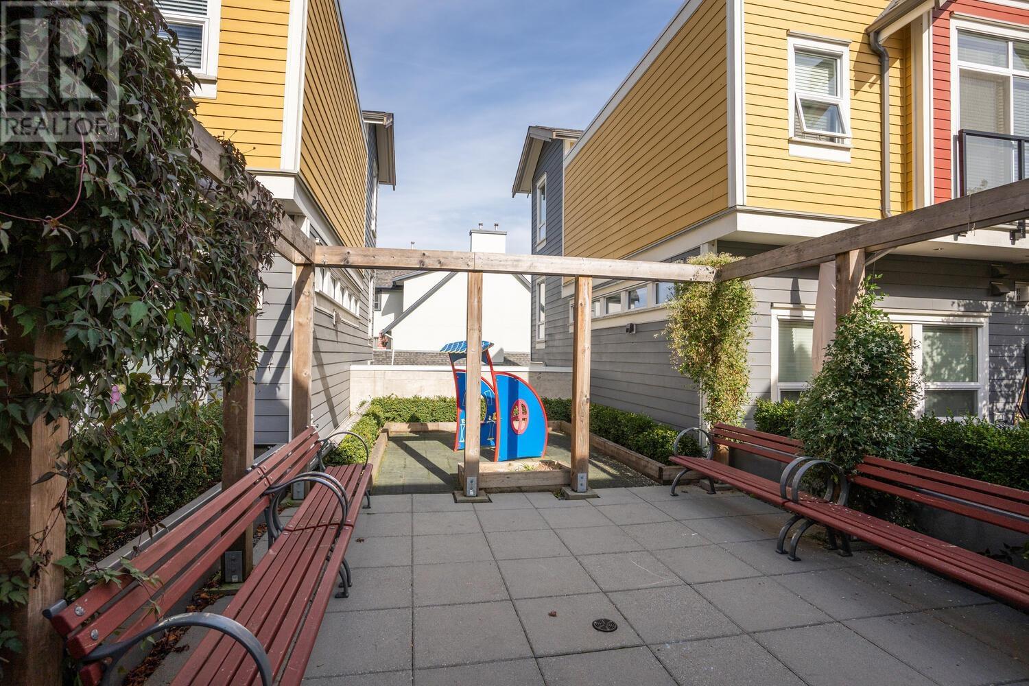 4897 47a Avenue, Ladner, British Columbia  V4K 1T3 - Photo 14 - R2825124