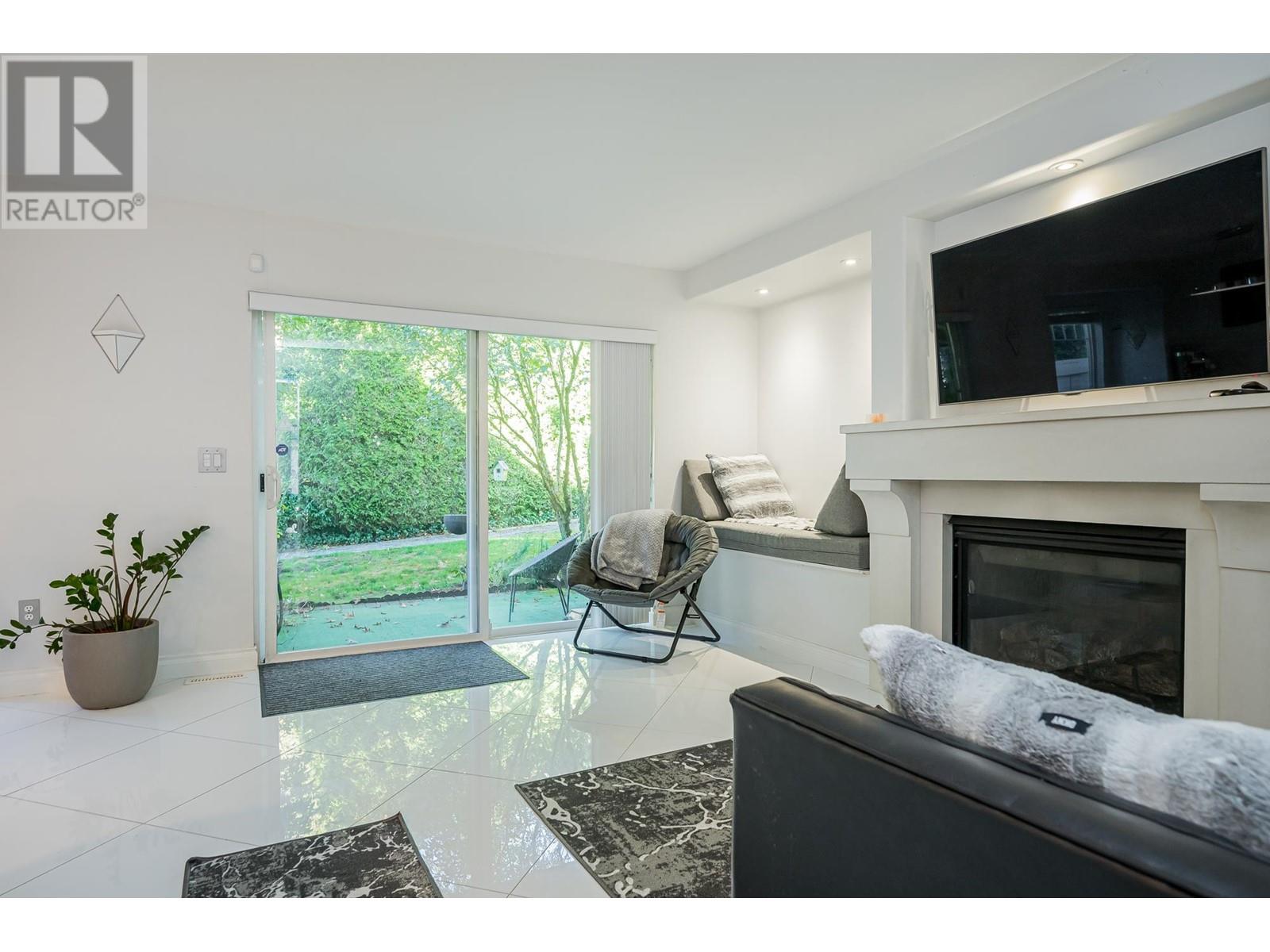 53 3405 Plateau Boulevard, Coquitlam, British Columbia  V3E 3L7 - Photo 14 - R2825161