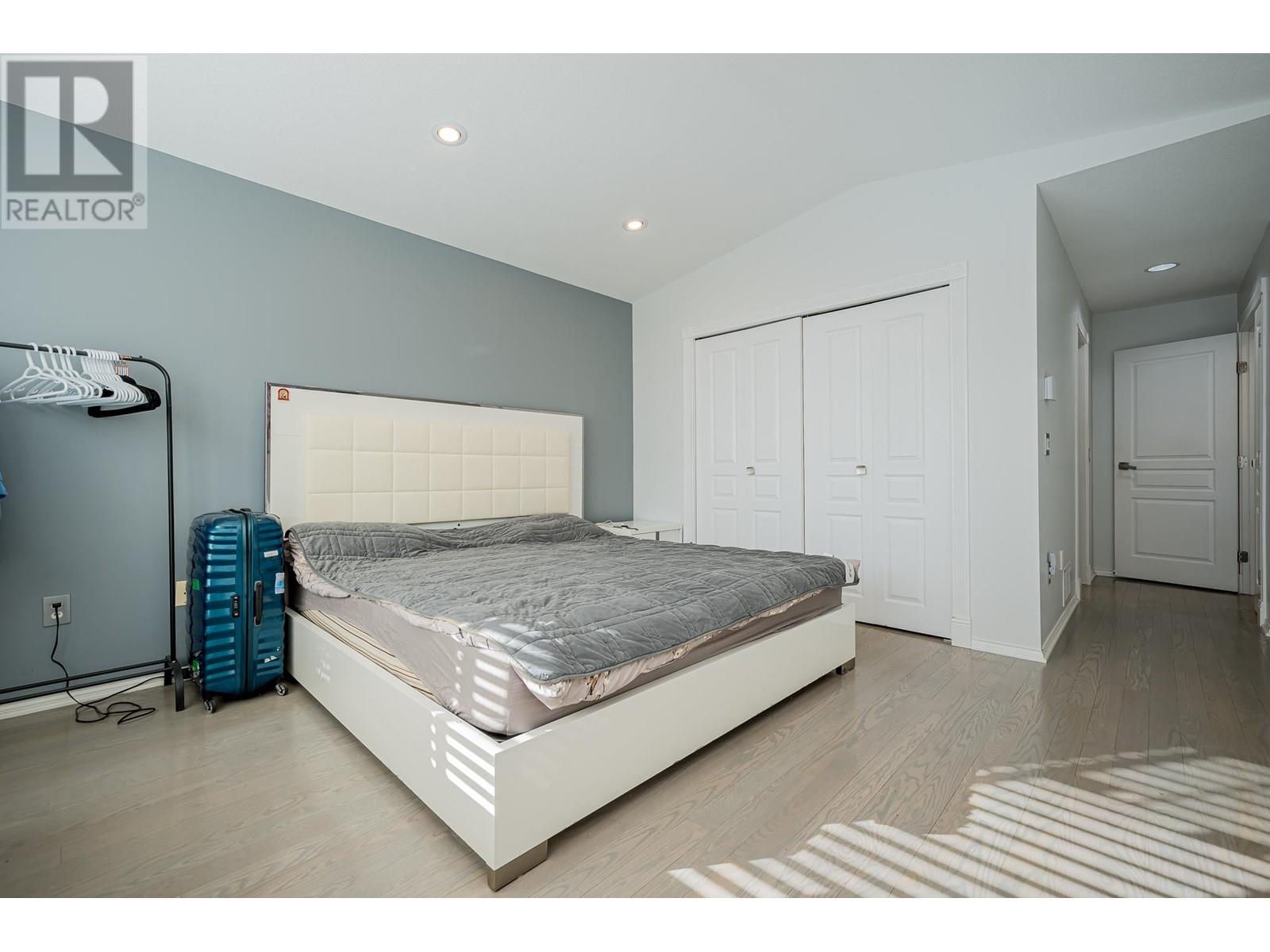 53 3405 Plateau Boulevard, Coquitlam, British Columbia  V3E 3L7 - Photo 24 - R2825161
