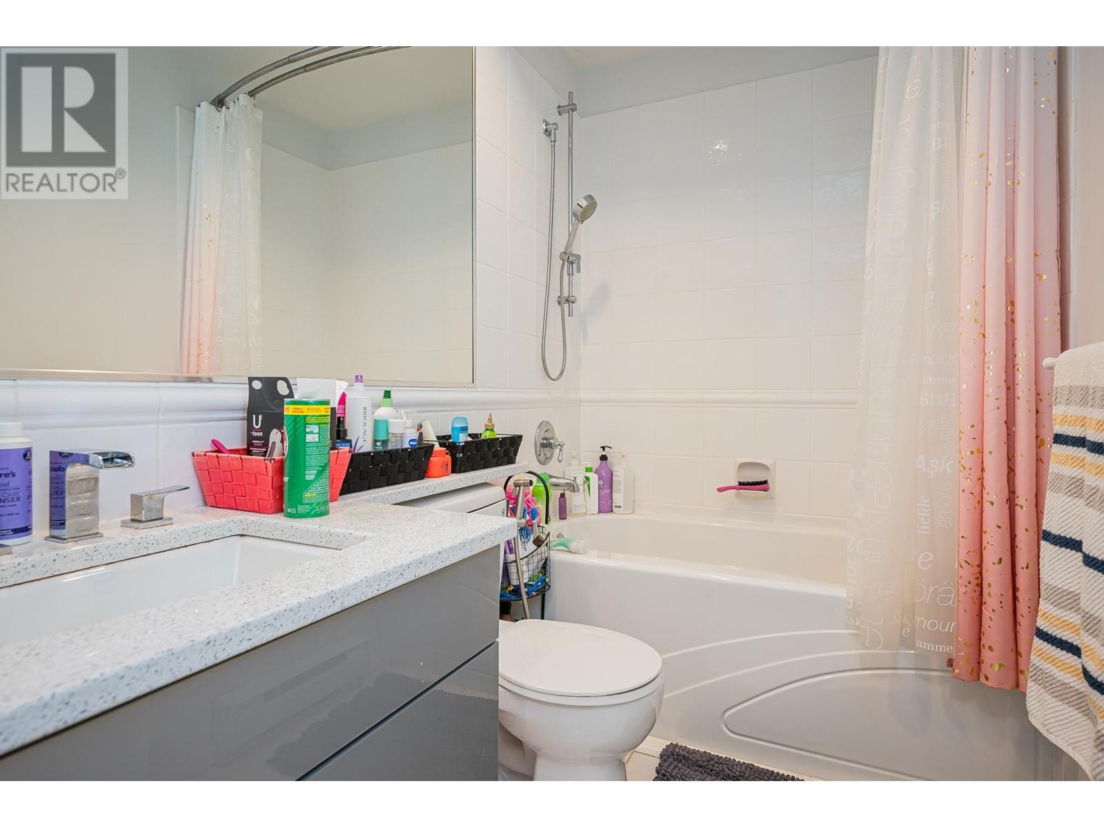 53 3405 Plateau Boulevard, Coquitlam, British Columbia  V3E 3L7 - Photo 28 - R2825161