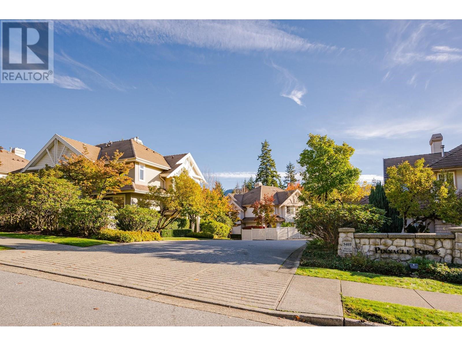 53 3405 Plateau Boulevard, Coquitlam, British Columbia  V3E 3L7 - Photo 3 - R2825161