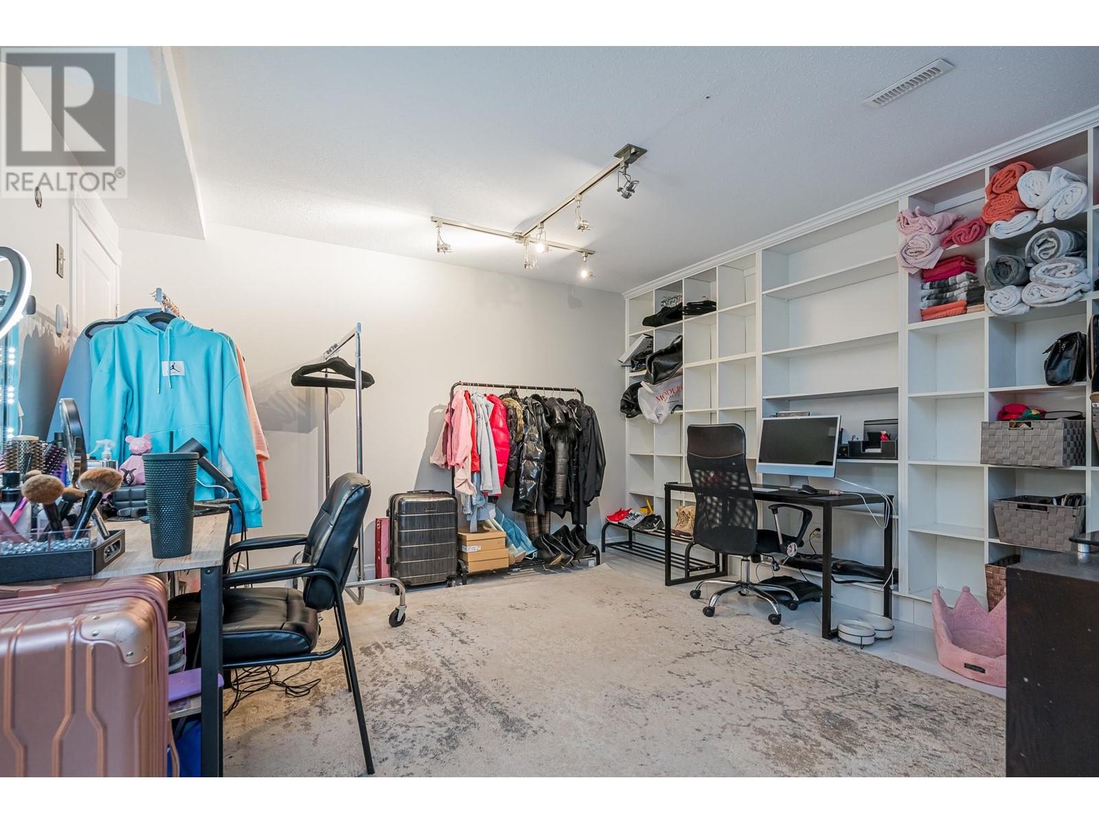 53 3405 Plateau Boulevard, Coquitlam, British Columbia  V3E 3L7 - Photo 30 - R2825161