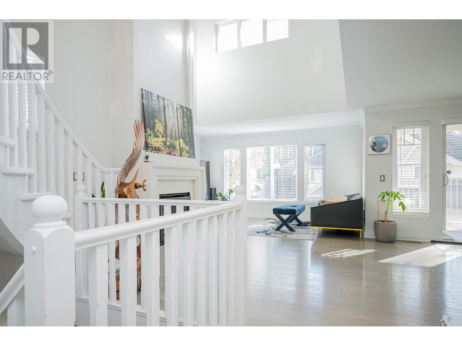53 3405 Plateau Boulevard, Coquitlam, British Columbia  V3E 3L7 - Photo 4 - R2825161
