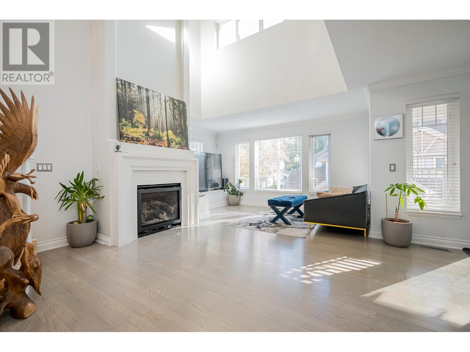53 3405 Plateau Boulevard, Coquitlam, British Columbia  V3E 3L7 - Photo 5 - R2825161