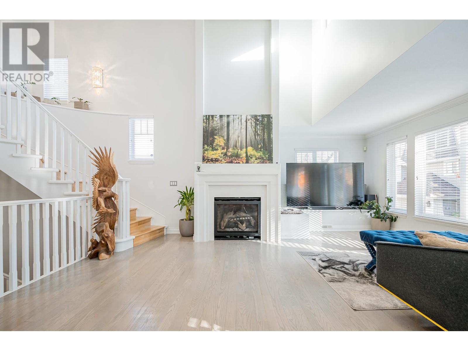 53 3405 Plateau Boulevard, Coquitlam, British Columbia  V3E 3L7 - Photo 6 - R2825161