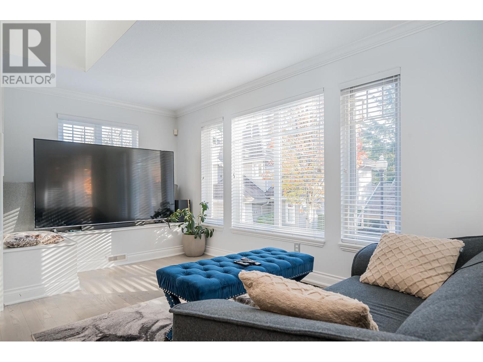 53 3405 Plateau Boulevard, Coquitlam, British Columbia  V3E 3L7 - Photo 8 - R2825161