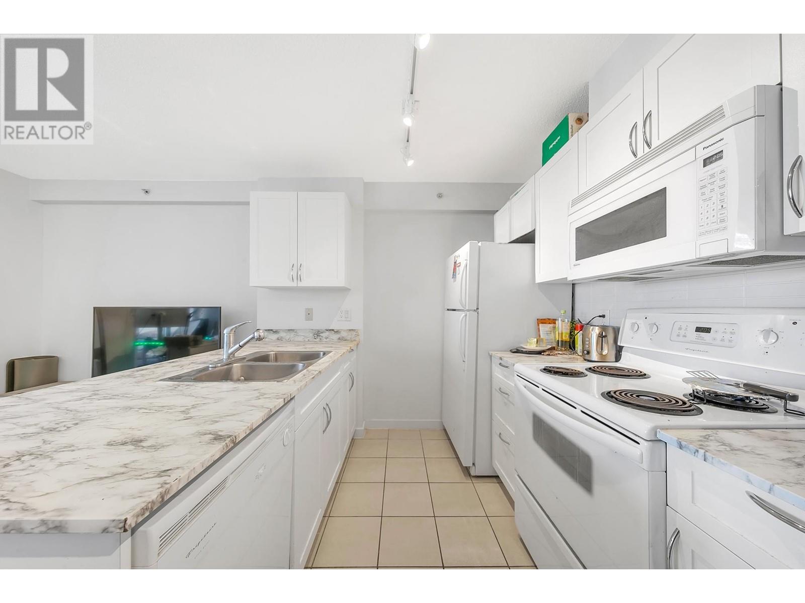 1903 938 Smithe Street, Vancouver, British Columbia  V6Z 3H8 - Photo 3 - R2825178