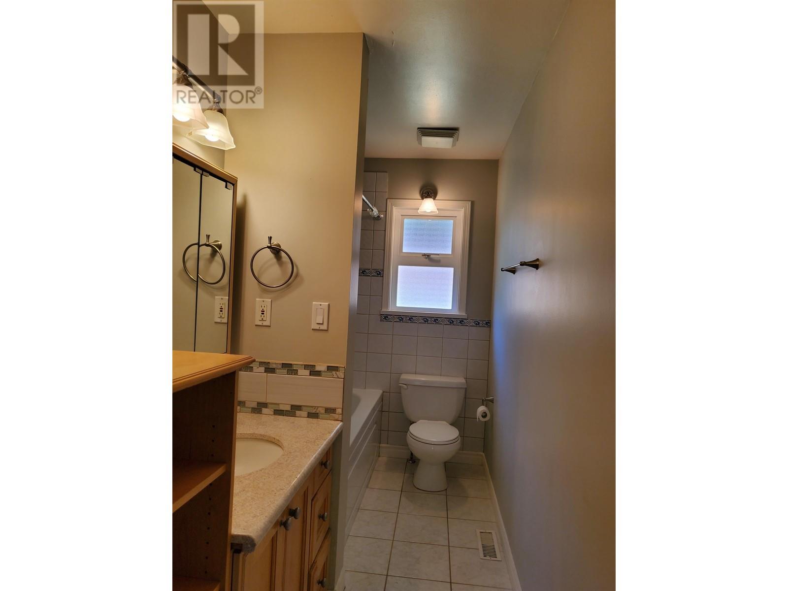 5621 Keith Street, Burnaby, British Columbia  V5J 3C4 - Photo 17 - R2818605