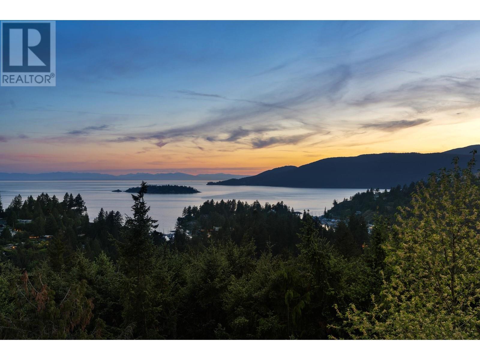 5532 WESTHAVEN ROAD, west vancouver, British Columbia