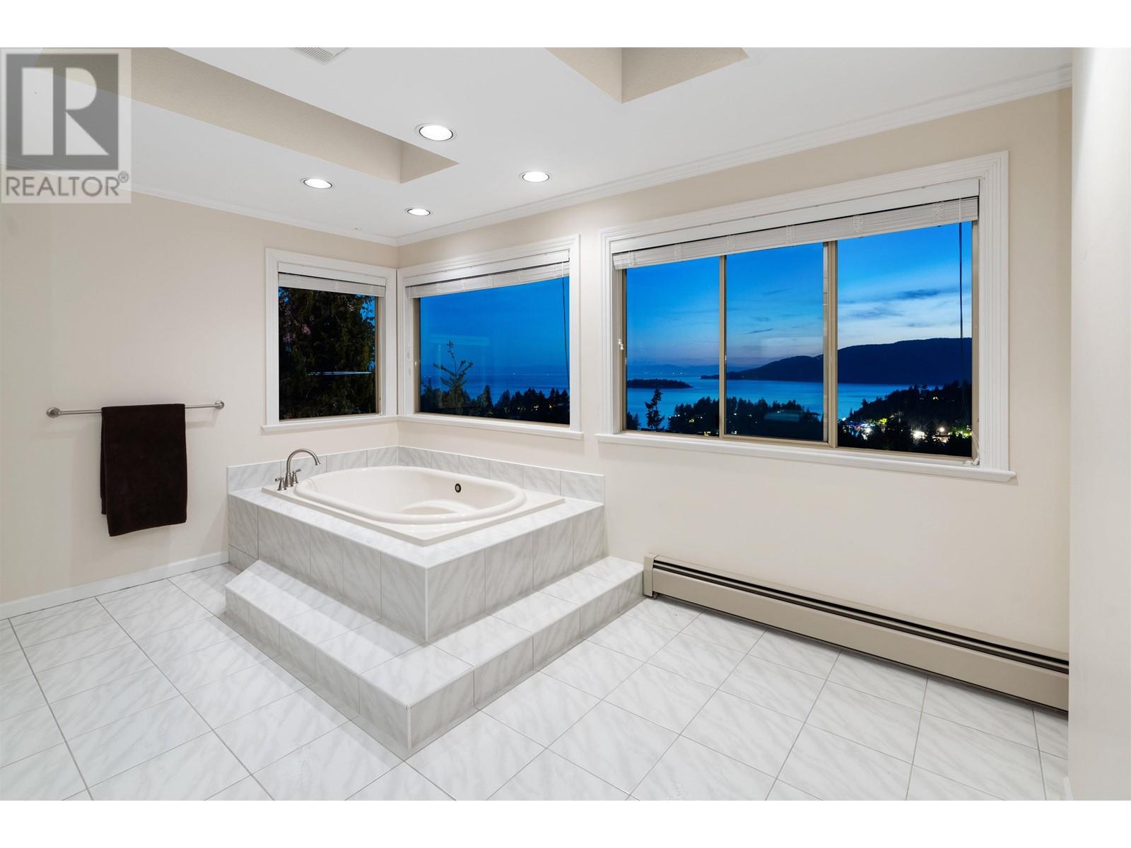 5532 Westhaven Road, West Vancouver, British Columbia  V7W 3E9 - Photo 17 - R2825117