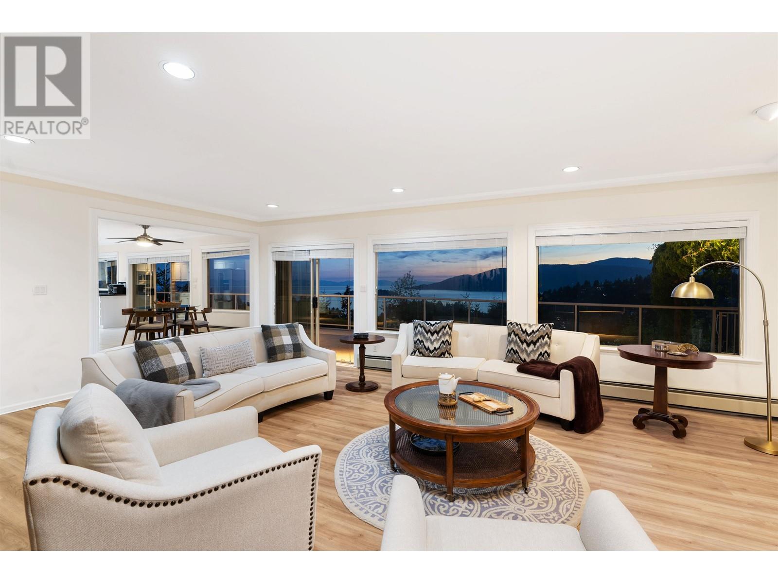 5532 Westhaven Road, West Vancouver, British Columbia  V7W 3E9 - Photo 6 - R2825117