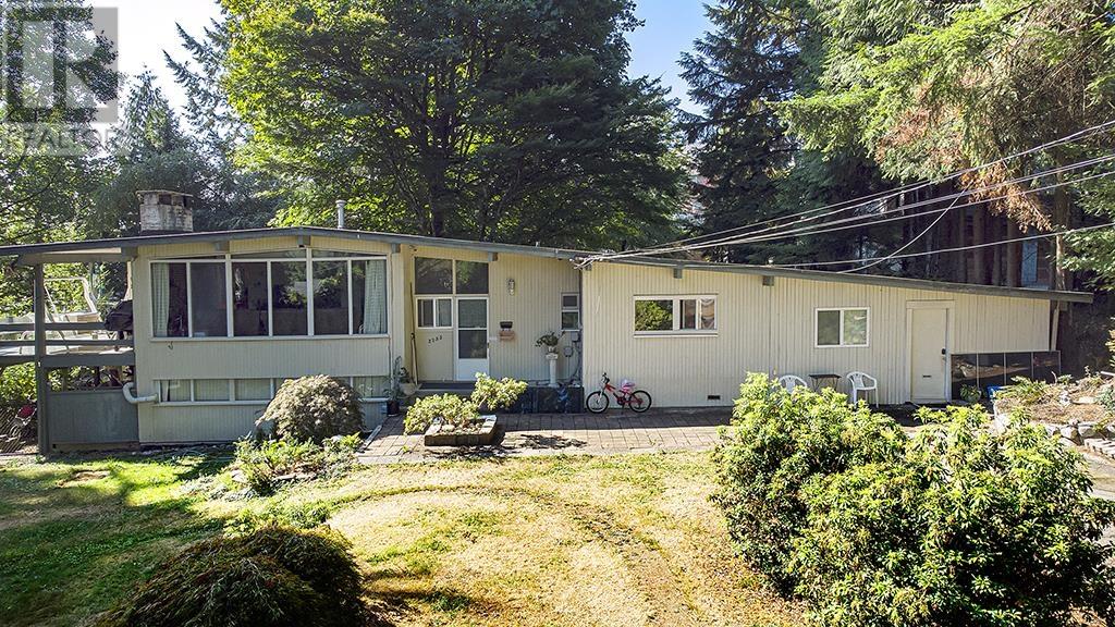 2955 Starlight Way, Coquitlam, British Columbia  V3C 3P4 - Photo 1 - R2825118