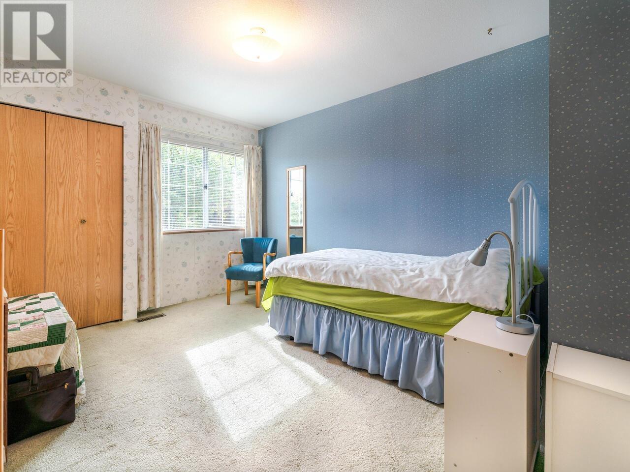 5785 Burns Place, Burnaby, British Columbia  V5H 1W8 - Photo 19 - R2825120