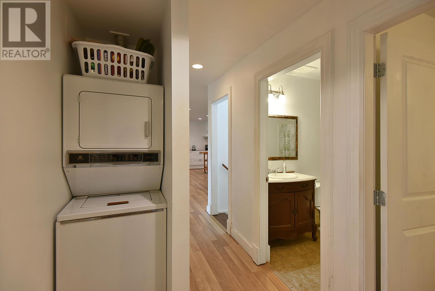 5055 Parkview Road, Madeira Park, British Columbia  V0N 2H0 - Photo 16 - R2825130