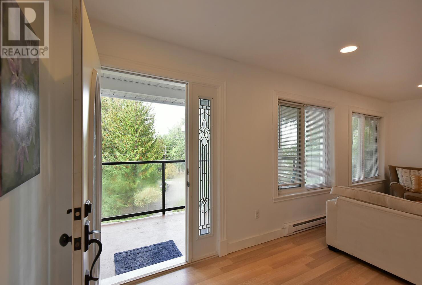 5055 Parkview Road, Madeira Park, British Columbia  V0N 2H0 - Photo 5 - R2825130