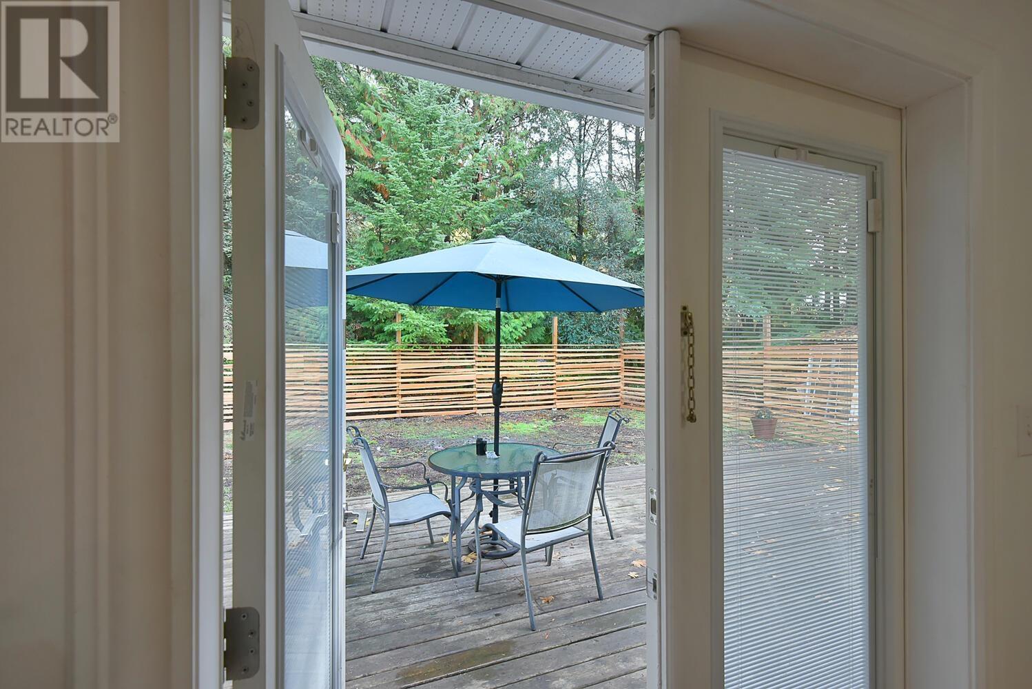 5055 Parkview Road, Madeira Park, British Columbia  V0N 2H0 - Photo 8 - R2825130