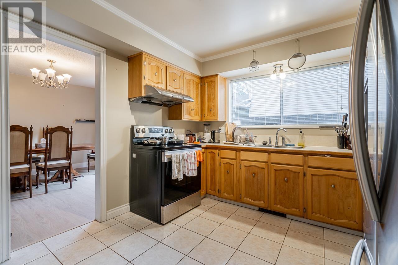 11678 212 Street, Maple Ridge, British Columbia  V2X 4Z5 - Photo 12 - R2825192