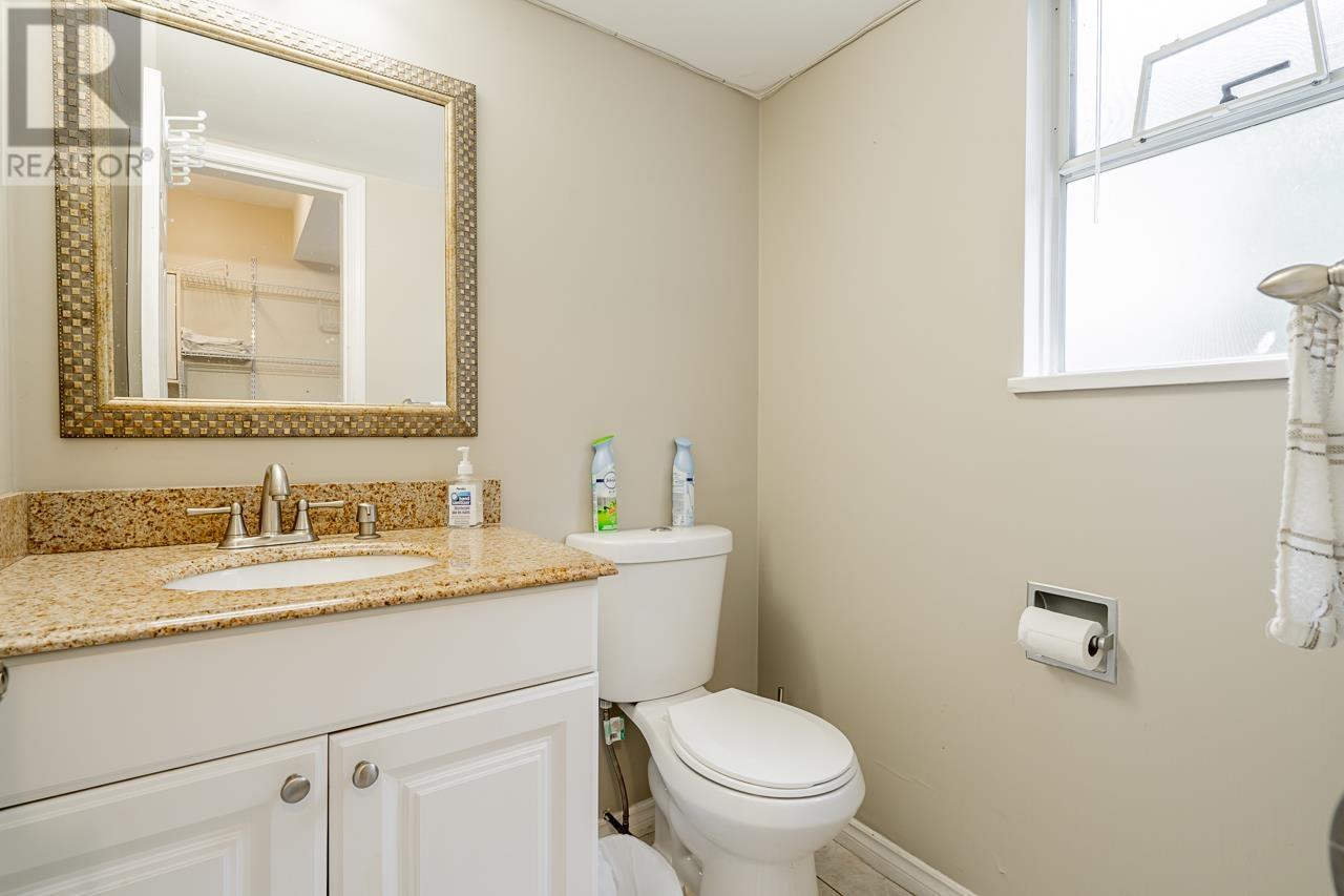 11678 212 Street, Maple Ridge, British Columbia  V2X 4Z5 - Photo 25 - R2825192