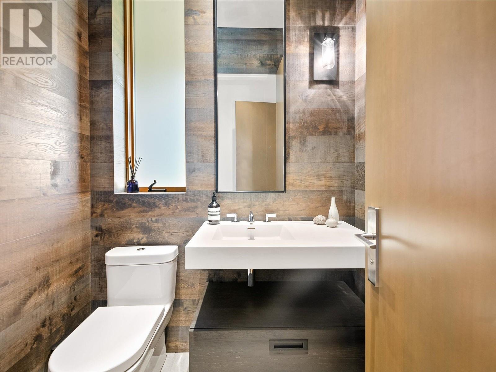 8072 Cypress Place, Whistler, British Columbia  V8E 1J9 - Photo 20 - R2824121