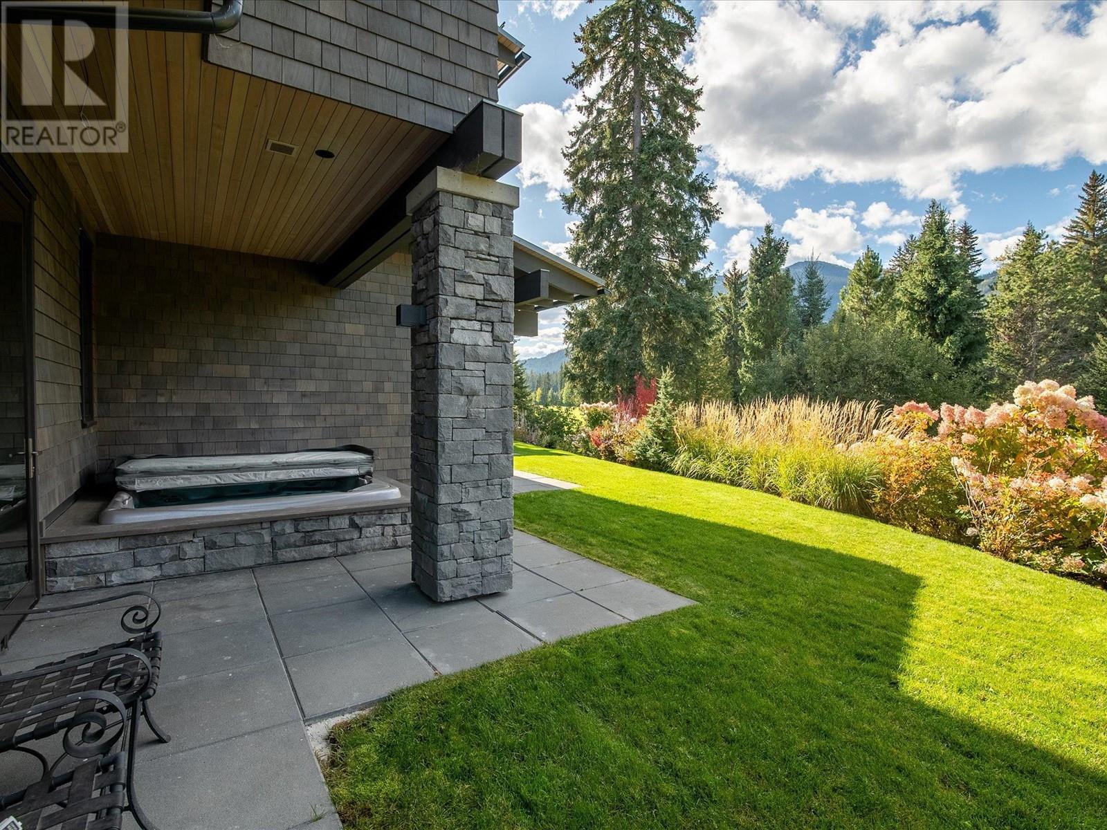 8072 Cypress Place, Whistler, British Columbia  V8E 1J9 - Photo 22 - R2824121