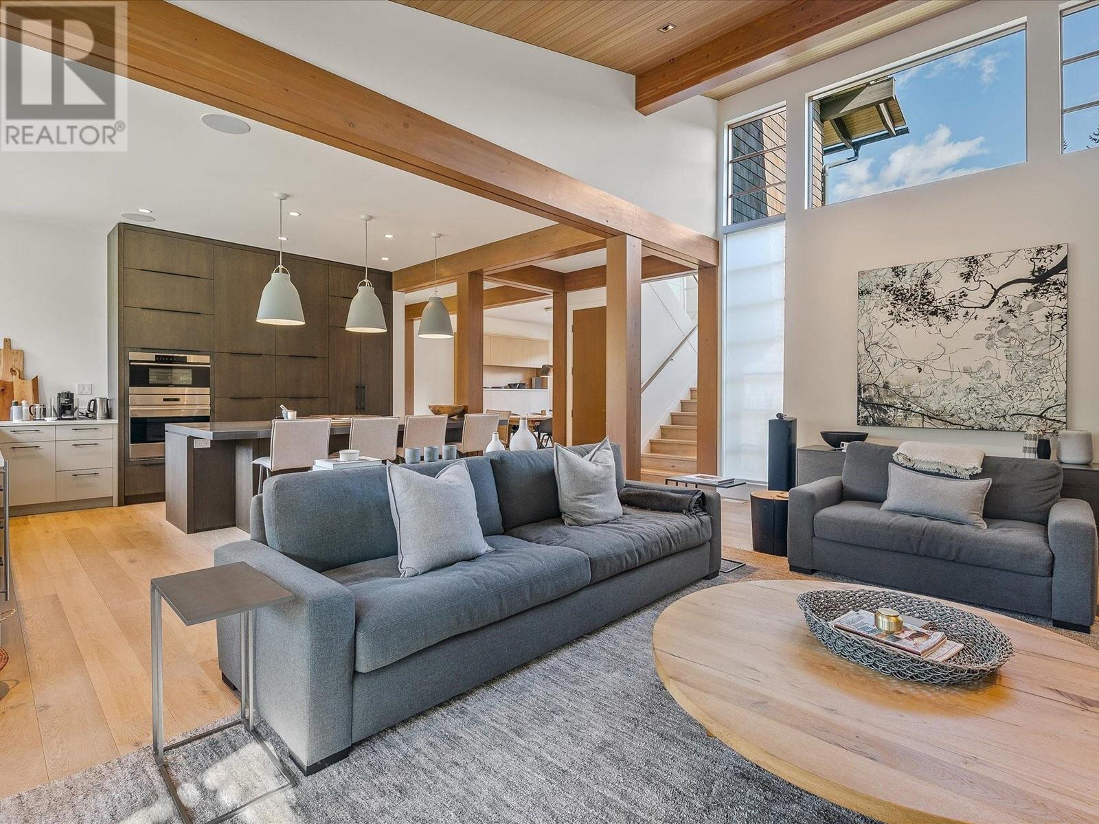 8072 Cypress Place, Whistler, British Columbia  V8E 1J9 - Photo 8 - R2824121
