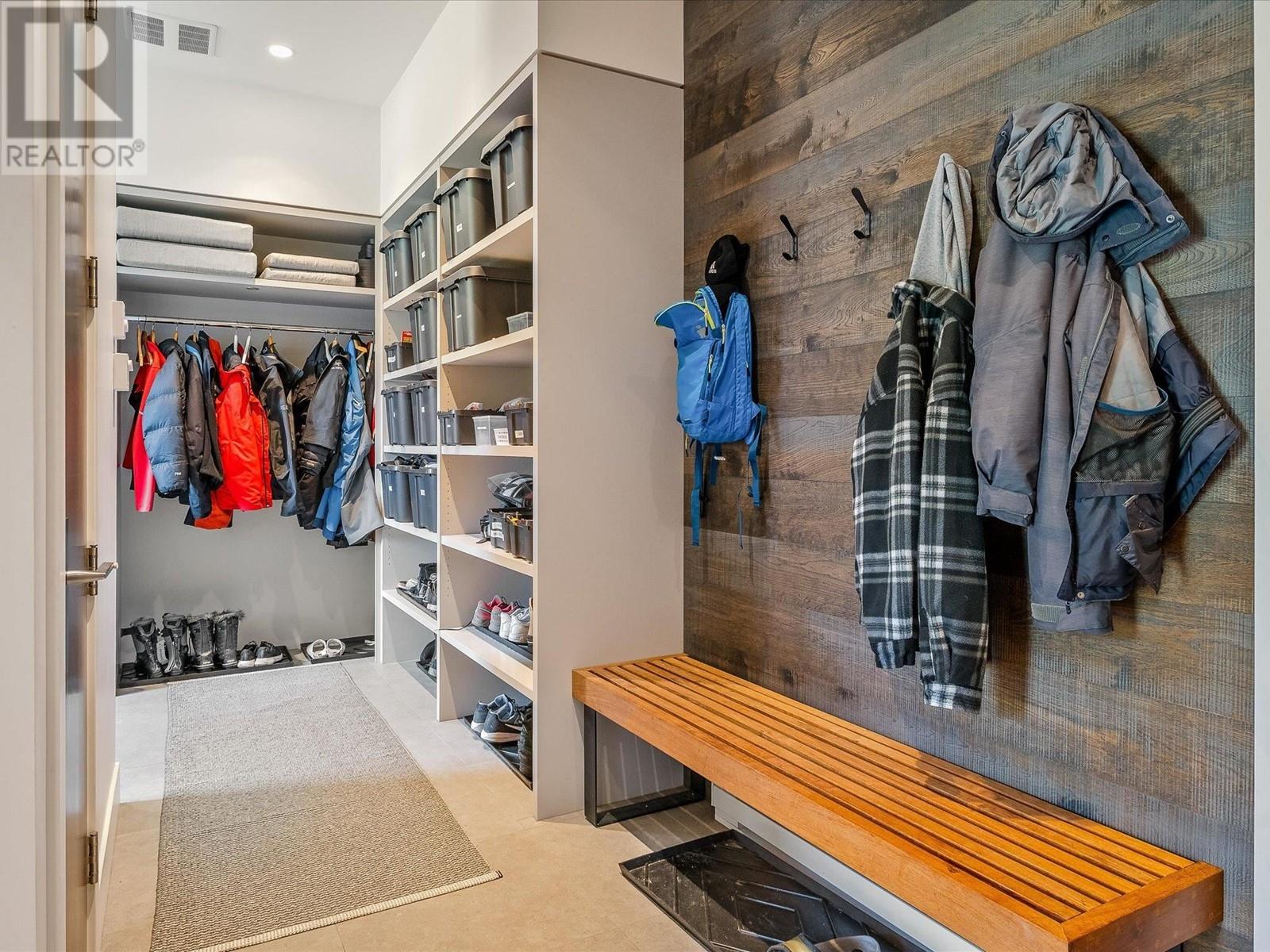 8072 Cypress Place, Whistler, British Columbia  V8E 1J9 - Photo 21 - R2824121