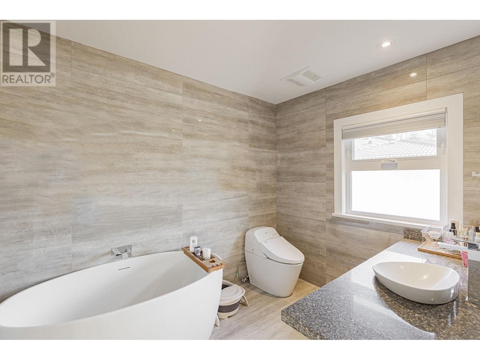 3545 W 50th Avenue, Vancouver, British Columbia  V6N 3V3 - Photo 9 - R2824762
