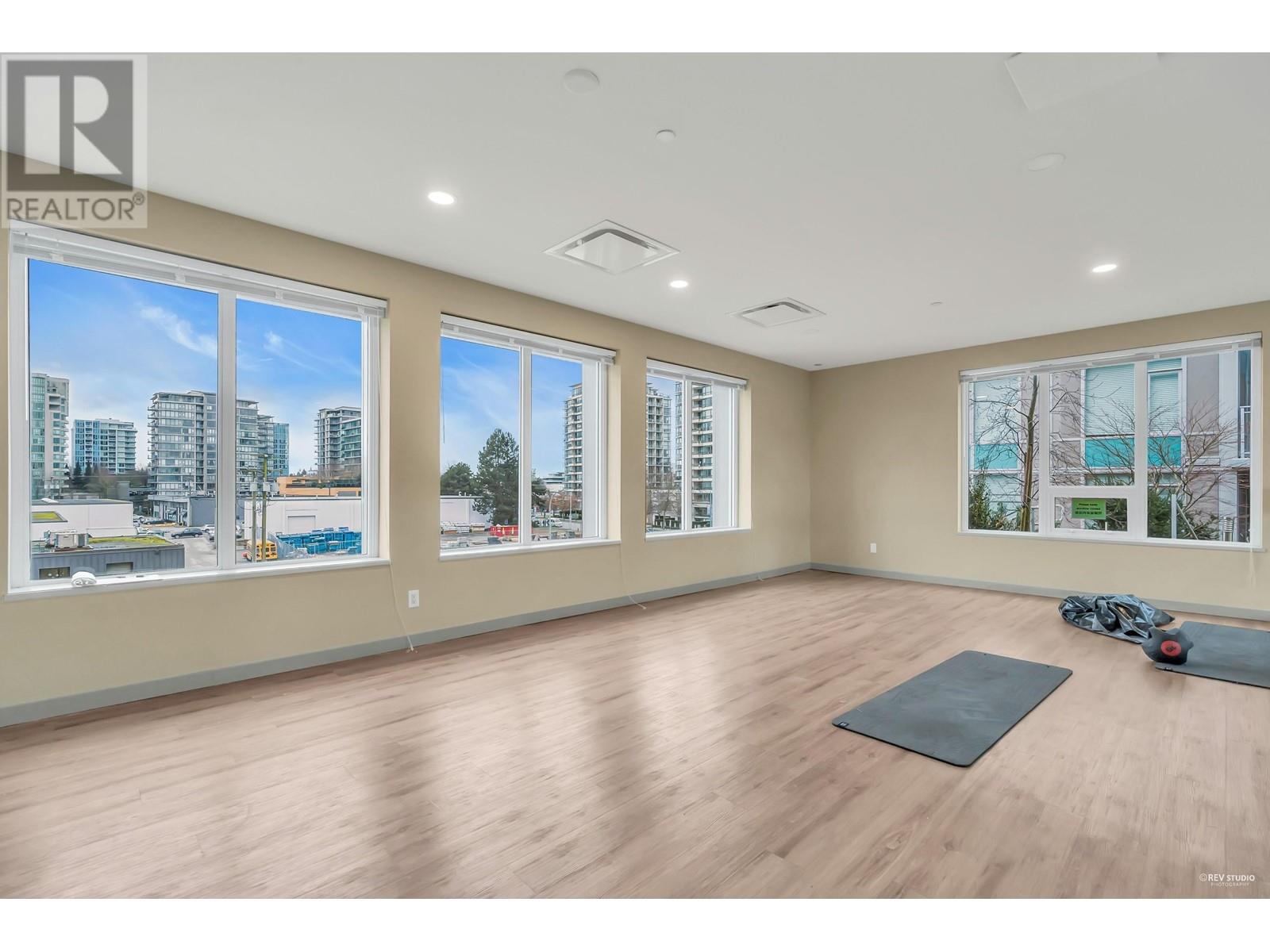 801 7688 Alderbridge Way, Richmond, British Columbia  V6X 0P7 - Photo 5 - R2824895