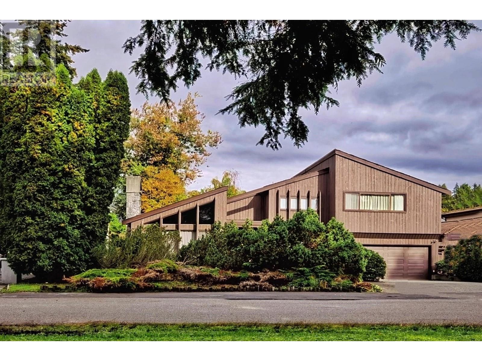 3545 W 50th Avenue, Vancouver, British Columbia  V6N 3V3 - Photo 2 - R2824762