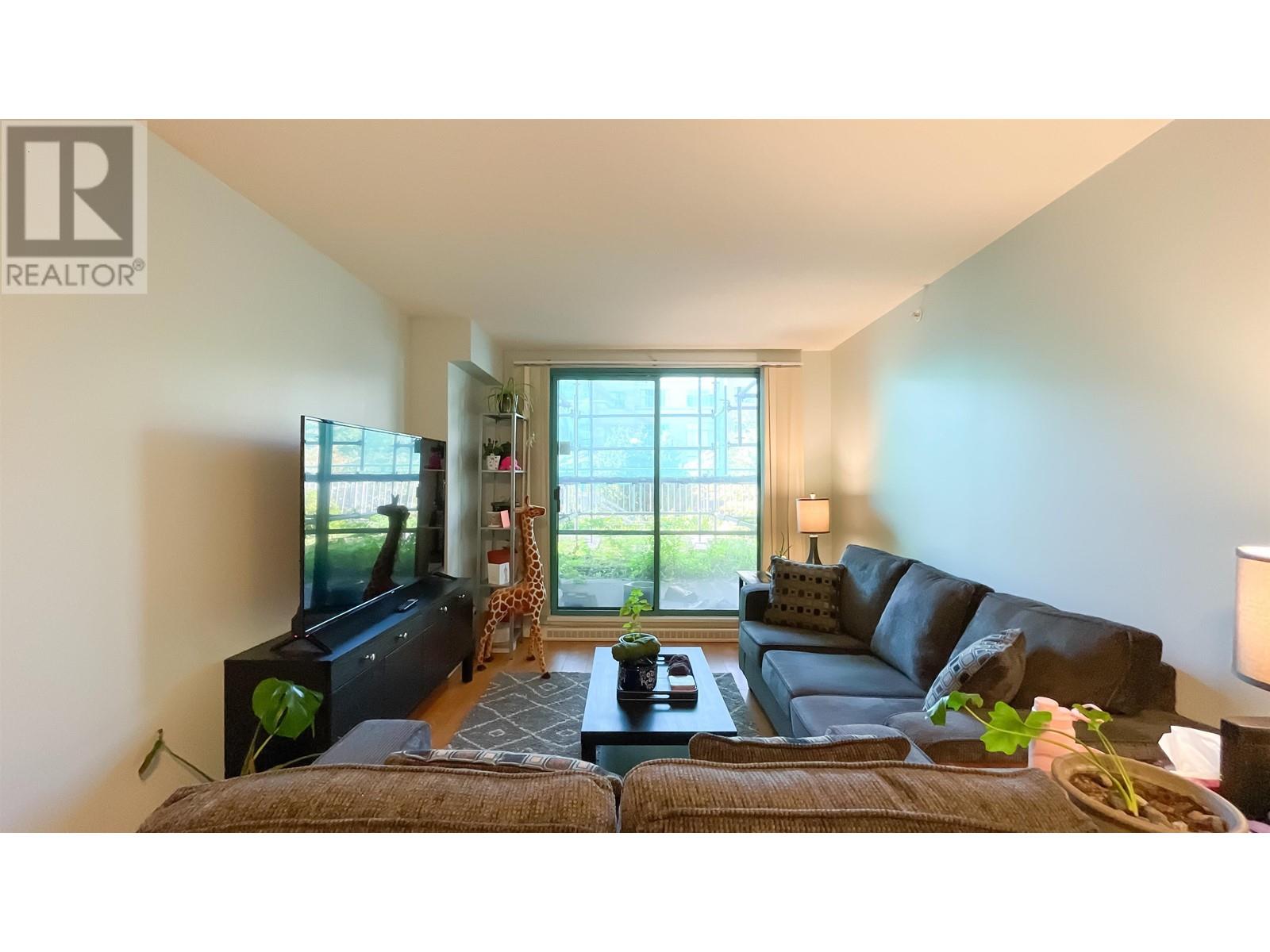 104 2468 E Broadway, Vancouver, British Columbia  V5M 4V1 - Photo 5 - R2825213