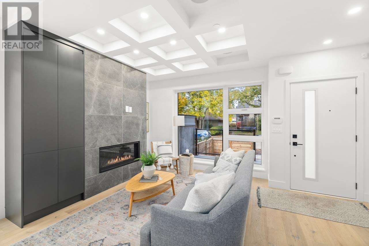 1174 E 26th Avenue, Vancouver, British Columbia  V5V 2J7 - Photo 4 - R2825253