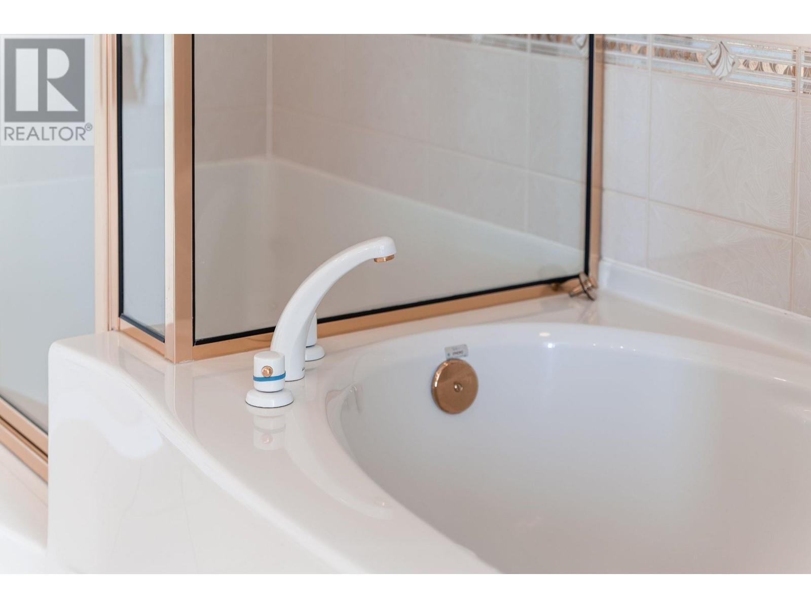 1602 5775 Hampton Place, Vancouver, British Columbia  V6T 2G6 - Photo 18 - R2825260