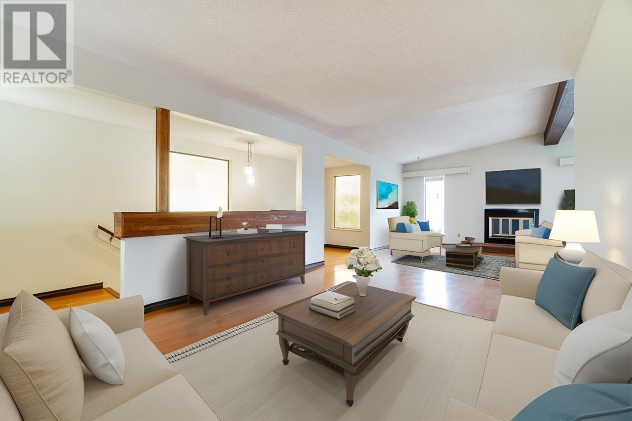 6853 Balmoral Street, Burnaby, British Columbia  V5E 1J2 - Photo 3 - R2825199