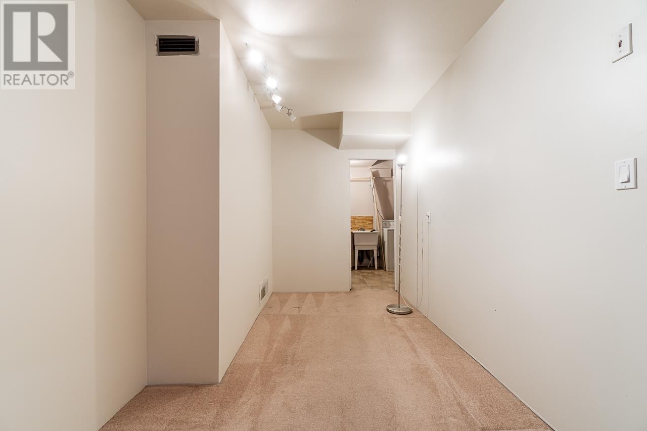 6853 Balmoral Street, Burnaby, British Columbia  V5E 1J2 - Photo 30 - R2825199